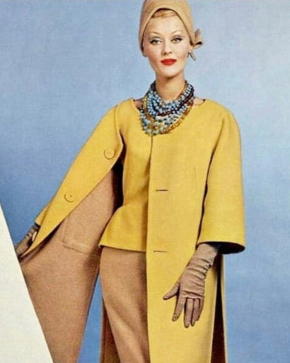 Collier résine et bois bleu