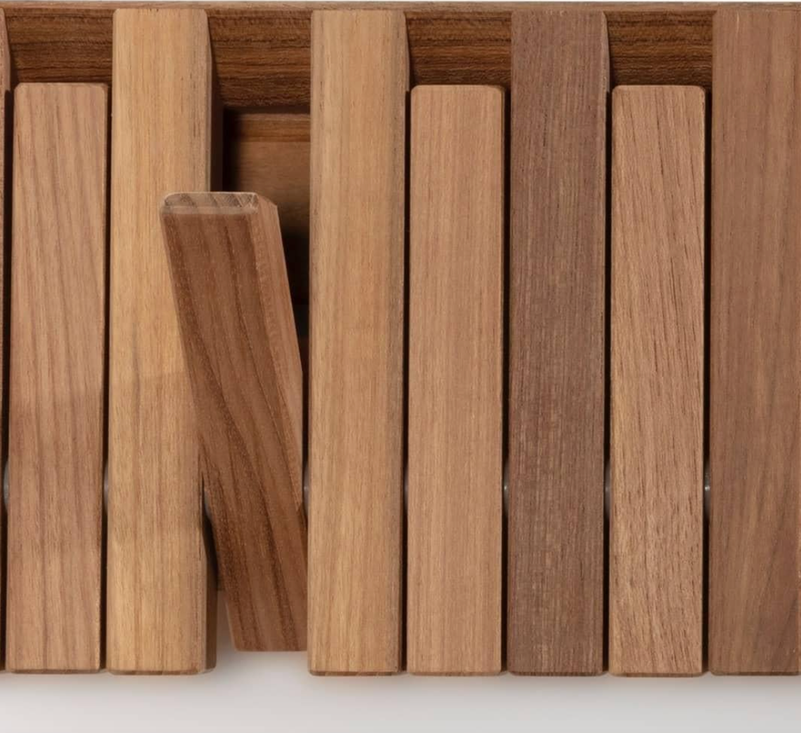 Xylo coat rack
