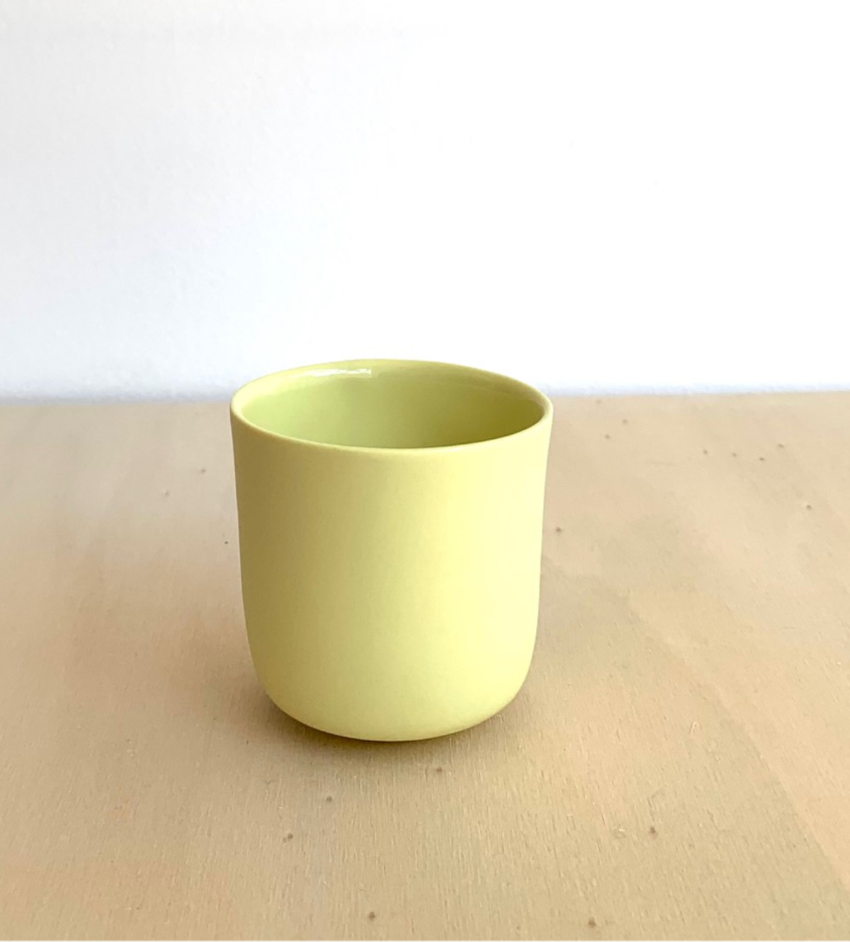Tasse à café en porcelaine colorée