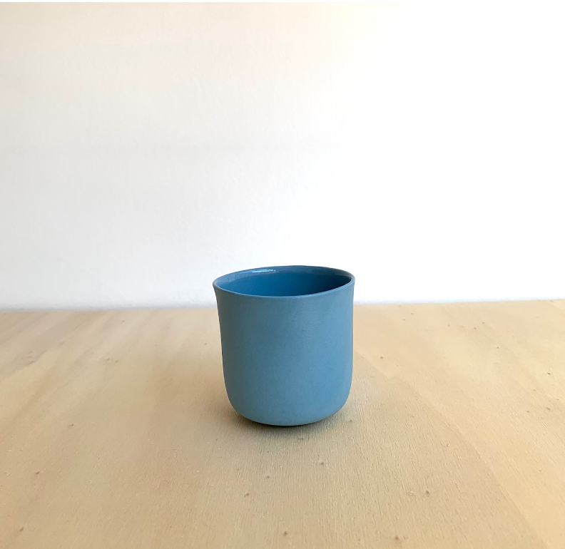 Tasse à café en porcelaine colorée