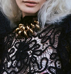 Collier Gold Plastron
