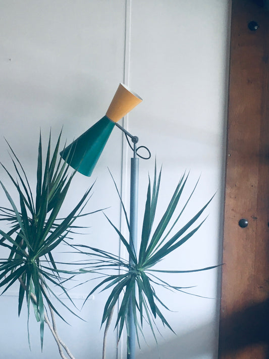 Parliament Floor Lamp - Le Corbusier