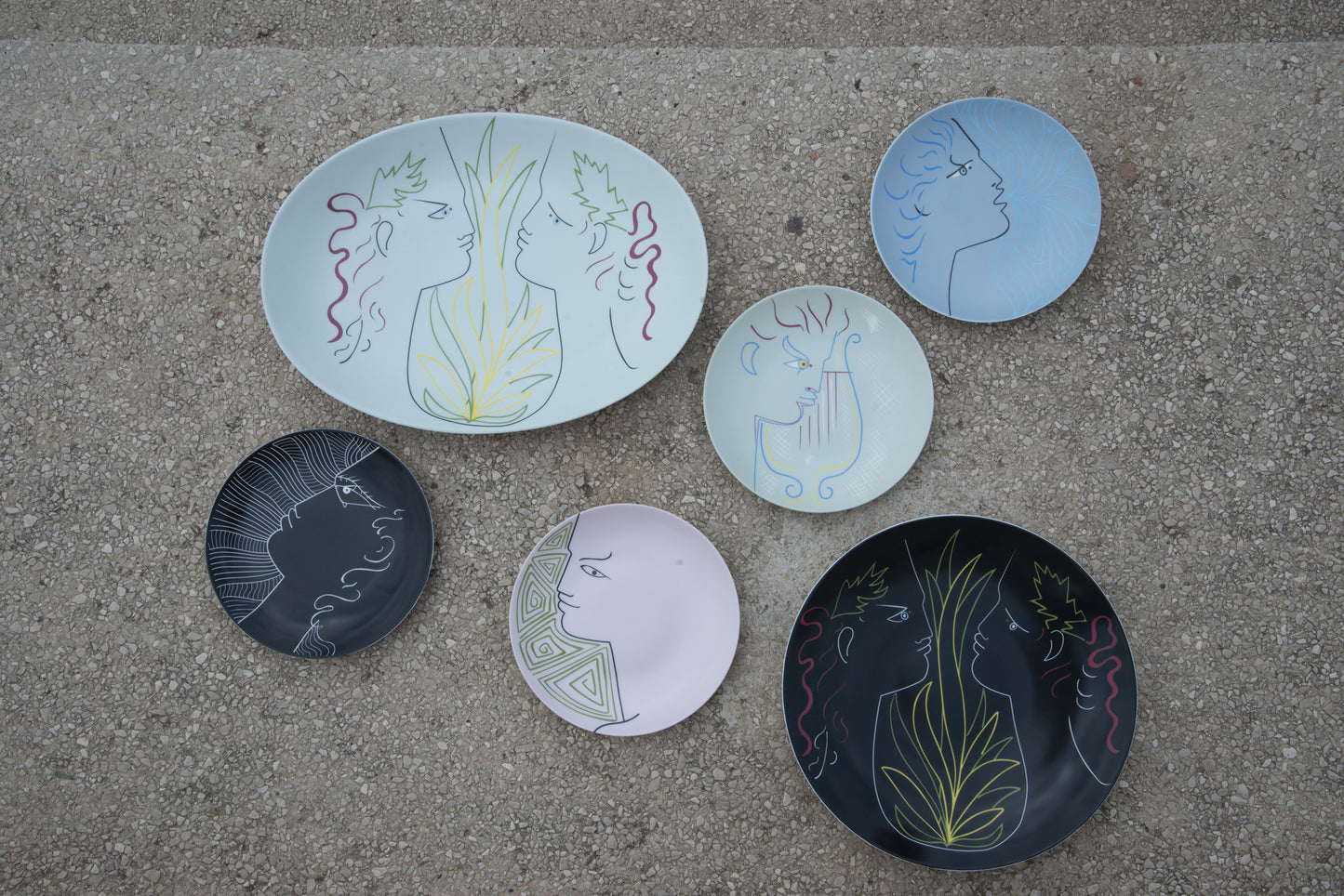 Large dish "Orpheus and Eurydice"