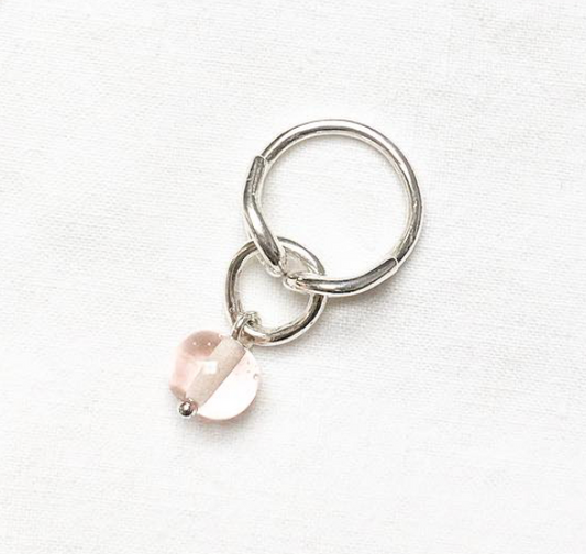 Bague à la perle de verre