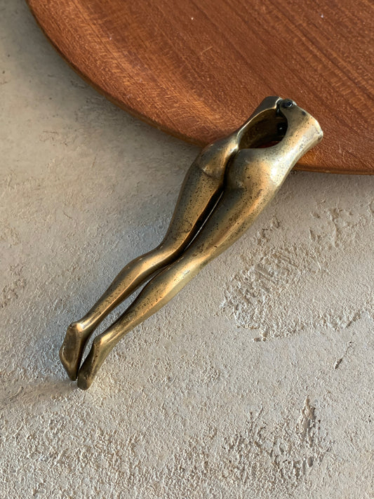 Casse noix en laiton