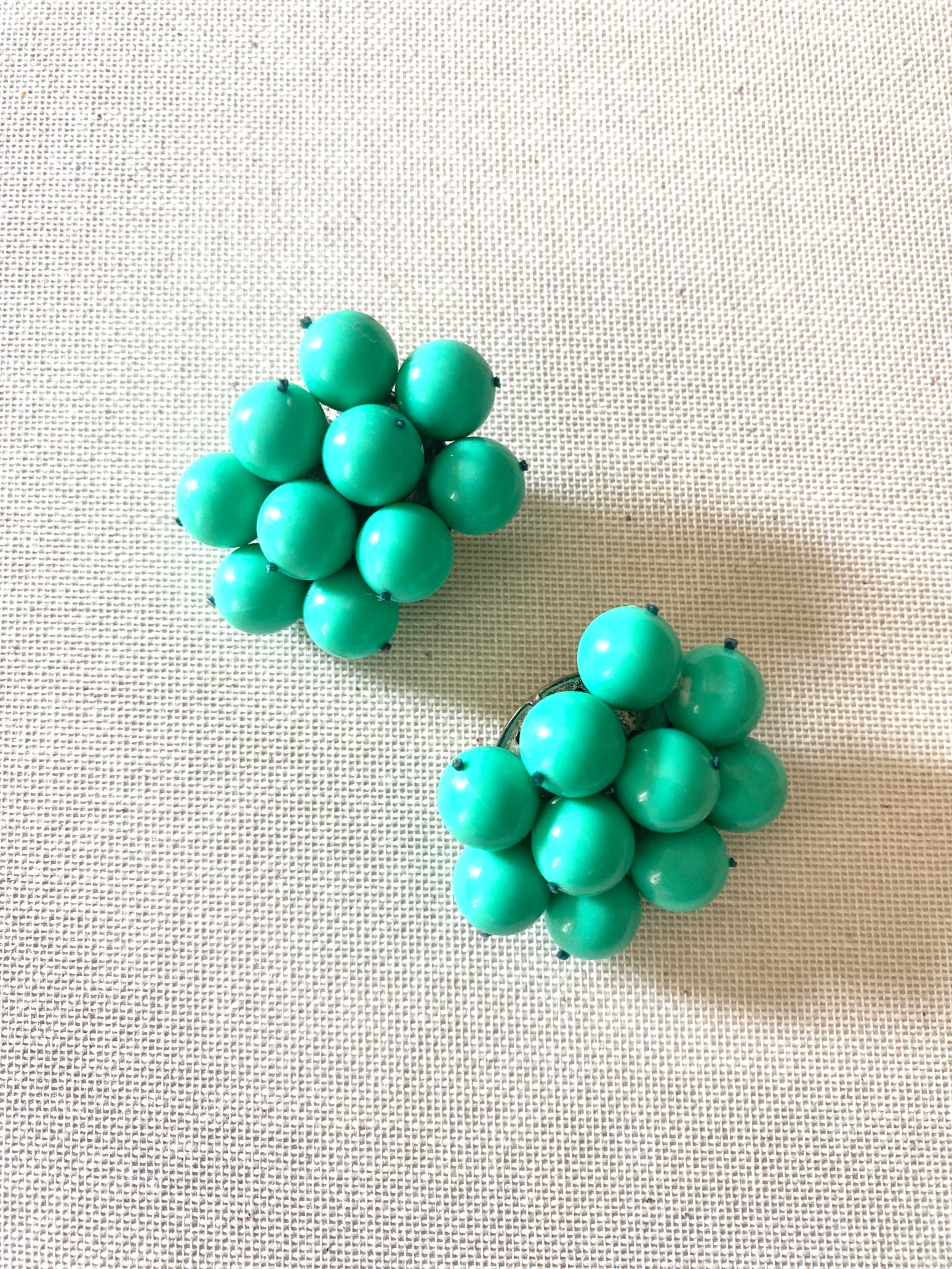 Clips verts années 60