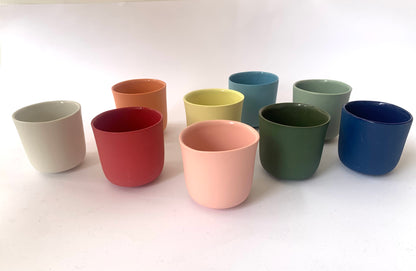 Tasse à café en porcelaine colorée