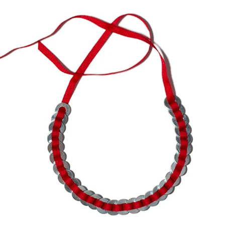 Collier Rondelles ruban rouge